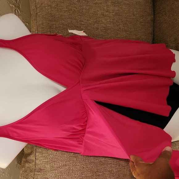 NWT!! Split skirt swimsuit - Picture 6 of 13